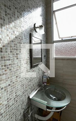 Apartamento à venda com 84m², 2 quartos e 1 vagaBanheiro de Serviço