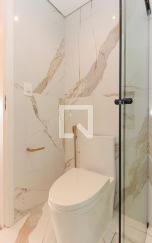 Apartamento à venda com 210m², 2 quartos e 2 vagas Apartamento à venda com 210m², 2 quartos e 2 vagasSuíte