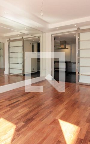 Apartamento à venda com 210m², 2 quartos e 2 vagas Apartamento à venda com 210m², 2 quartos e 2 vagasSala