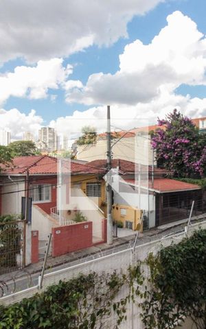 Apartamento à venda com 210m², 2 quartos e 2 vagas Apartamento à venda com 210m², 2 quartos e 2 vagasVista