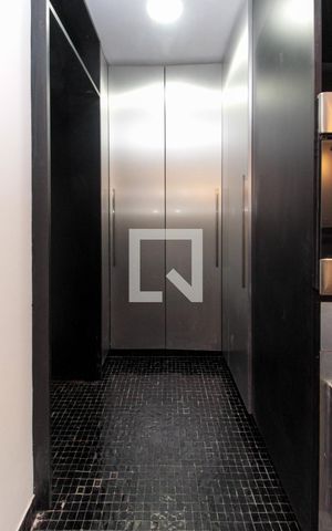 Apartamento à venda com 210m², 2 quartos e 2 vagas Apartamento à venda com 210m², 2 quartos e 2 vagasCozinha
