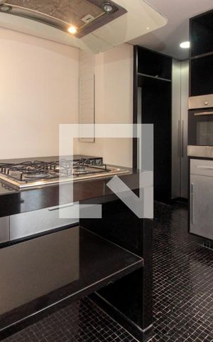 Apartamento à venda com 210m², 2 quartos e 2 vagas Apartamento à venda com 210m², 2 quartos e 2 vagasCozinha