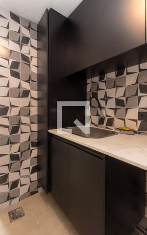 Apartamento à venda com 210m², 2 quartos e 2 vagas Apartamento à venda com 210m², 2 quartos e 2 vagasÁrea de serviço