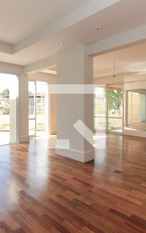 Apartamento à venda com 210m², 2 quartos e 2 vagas Apartamento à venda com 210m², 2 quartos e 2 vagasSala