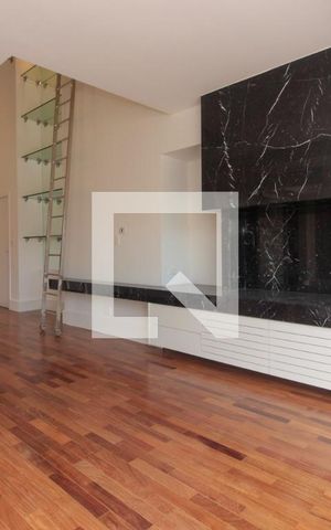 Apartamento à venda com 210m², 2 quartos e 2 vagas Apartamento à venda com 210m², 2 quartos e 2 vagasSala