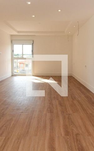 Apartamento à venda com 210m², 2 quartos e 2 vagas Apartamento à venda com 210m², 2 quartos e 2 vagasSuíte