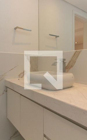Apartamento à venda com 210m², 2 quartos e 2 vagas Apartamento à venda com 210m², 2 quartos e 2 vagasBanheiro