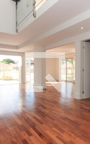 Apartamento à venda com 210m², 2 quartos e 2 vagas Apartamento à venda com 210m², 2 quartos e 2 vagasSala