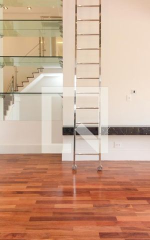 Apartamento à venda com 210m², 2 quartos e 2 vagas Apartamento à venda com 210m², 2 quartos e 2 vagasSala