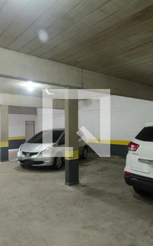 Casa à venda com 727m², 4 quartos e 14 vagas Casa à venda com 727m², 4 quartos e 14 vagasGaragem
