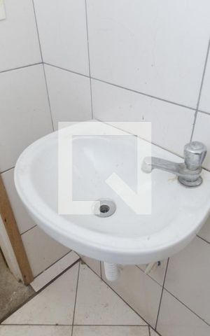 Casa à venda com 727m², 4 quartos e 14 vagas Casa à venda com 727m², 4 quartos e 14 vagasLavabo
