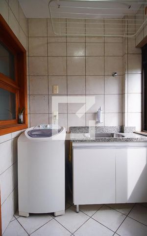 Apartamento à venda com 203m², 4 quartos e 3 vagasArea de serviço 