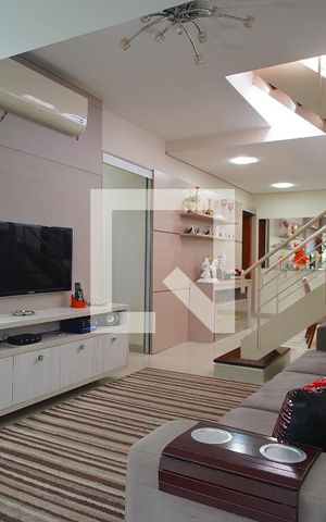 Apartamento à venda com 203m², 4 quartos e 3 vagasSala 