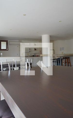 Apartamento à venda com 203m², 4 quartos e 3 vagasÁrea comum - Salão de festas