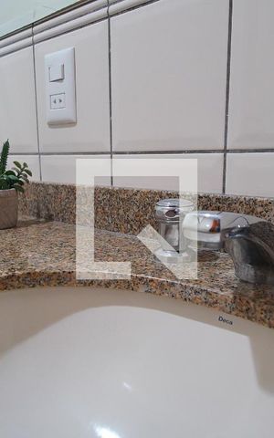 Apartamento à venda com 203m², 4 quartos e 3 vagasBanheiro