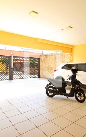 Casa à venda com 300m², 4 quartos e 6 vagasGaragem