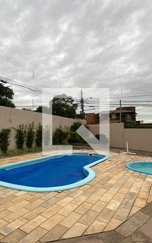 Casa à venda com 230m², 4 quartos e 2 vagasPiscina