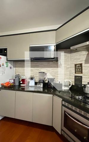 Casa à venda com 230m², 4 quartos e 2 vagasCozinha