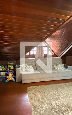 Casa à venda com 230m², 4 quartos e 2 vagasSala de Estar 2