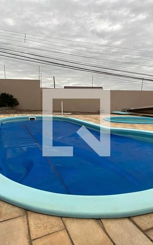 Casa à venda com 230m², 4 quartos e 2 vagasPiscina