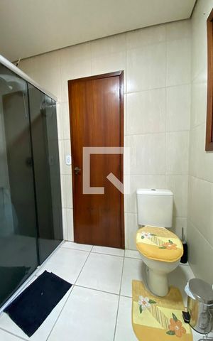 Casa à venda com 230m², 4 quartos e 2 vagasBanheiro do Quarto 1 - Suíte