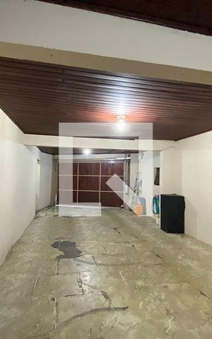 Casa à venda com 230m², 4 quartos e 2 vagasGaragem 1