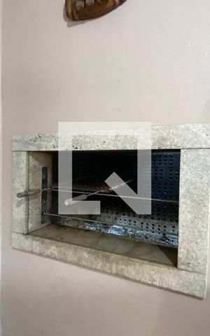 Casa à venda com 230m², 4 quartos e 2 vagasChurrasqueira