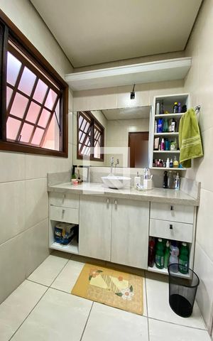 Casa à venda com 230m², 4 quartos e 2 vagasBanheiro do Quarto 1 - Suíte