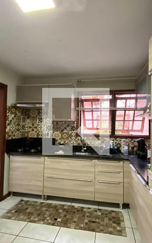 Casa à venda com 230m², 4 quartos e 2 vagasCozinha
