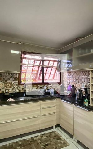 Casa à venda com 230m², 4 quartos e 2 vagasCozinha