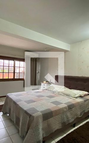Casa à venda com 230m², 4 quartos e 2 vagasQuarto 5 - Suite
