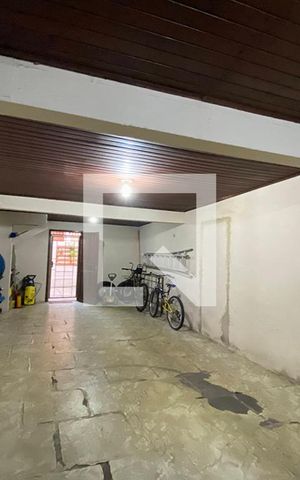 Casa à venda com 230m², 4 quartos e 2 vagasGaragem 1