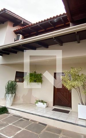 Casa à venda com 230m², 4 quartos e 2 vagasÁrea Externa