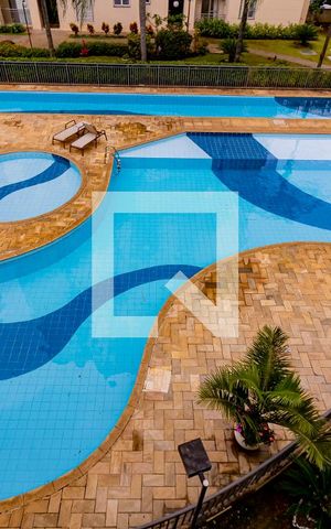 Apartamento para alugar com 63m², 2 quartos e 1 vaga Apartamento para alugar com 63m², 2 quartos e 1 vagaÁrea comum - Piscina