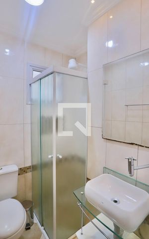 Apartamento para alugar com 63m², 2 quartos e 1 vaga Apartamento para alugar com 63m², 2 quartos e 1 vagaBanheiro