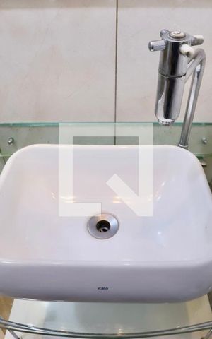Apartamento para alugar com 63m², 2 quartos e 1 vaga Apartamento para alugar com 63m², 2 quartos e 1 vagaBanheiro
