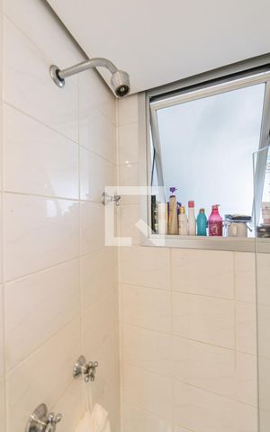 Apartamento à venda com 58m², 2 quartos e 1 vaga Apartamento à venda com 58m², 2 quartos e 1 vagaBanheiro Suite