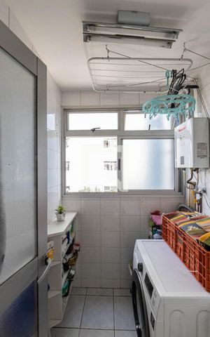 Apartamento à venda com 58m², 2 quartos e 1 vaga Apartamento à venda com 58m², 2 quartos e 1 vagaÁrea de Serviço
