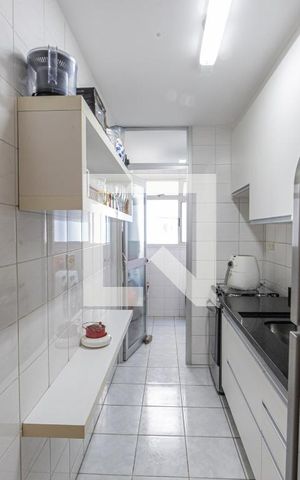 Apartamento à venda com 58m², 2 quartos e 1 vaga Apartamento à venda com 58m², 2 quartos e 1 vagaCozinha