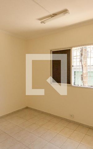 Casa para alugar com 170m², 4 quartos e 4 vagas Casa para alugar com 170m², 4 quartos e 4 vagasQuarto 2