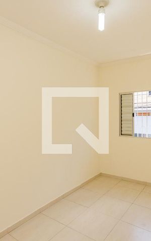 Casa para alugar com 170m², 4 quartos e 4 vagas Casa para alugar com 170m², 4 quartos e 4 vagasSuíte 2