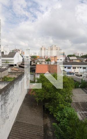 Casa à venda com 200m², 2 quartos e 2 vagas Casa à venda com 200m², 2 quartos e 2 vagasBanheiro - Sacada - Vista