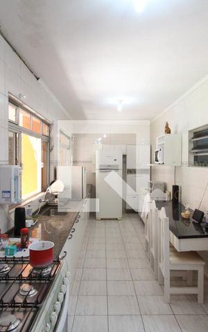 Casa à venda com 600m², 4 quartos e 2 vagasCozinha