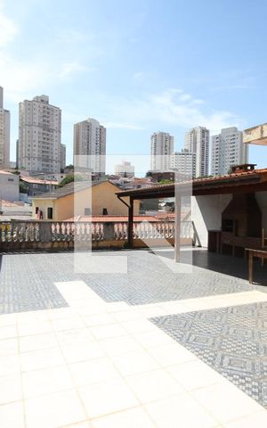 Casa à venda com 600m², 4 quartos e 2 vagasChurrasqueira