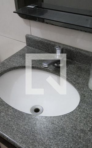 Casa à venda com 600m², 4 quartos e 2 vagasBanheiro