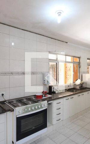 Casa à venda com 600m², 4 quartos e 2 vagasCozinha