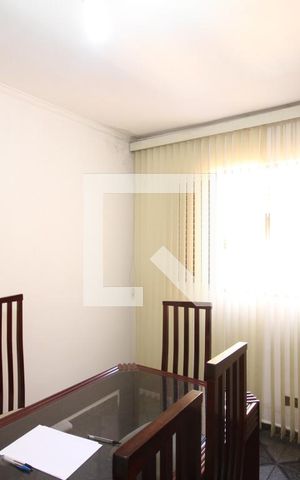 Casa à venda com 600m², 4 quartos e 2 vagasSala