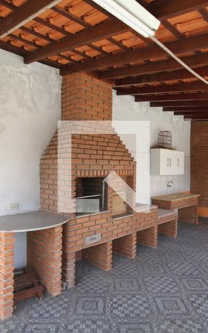Casa à venda com 600m², 4 quartos e 2 vagasChurrasqueira
