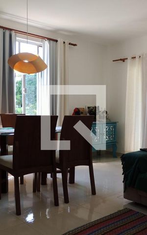 Casa à venda com 382m², 9 quartos e 3 vagasSala - casa 2
