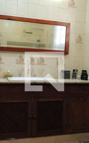 Casa à venda com 382m², 9 quartos e 3 vagasBanheiro da Suíte - Casa 1